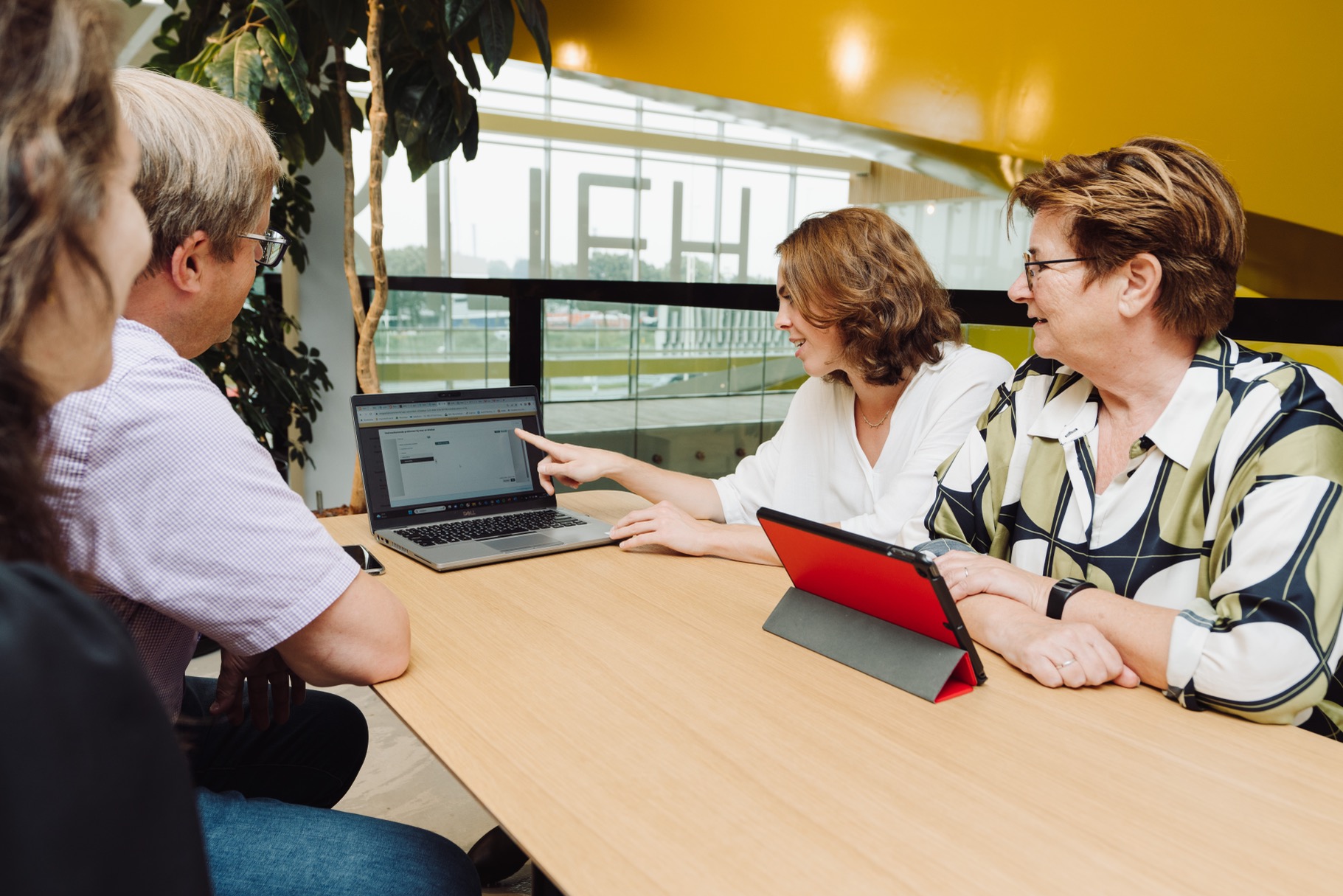 Flexibel leren en toetsen bij Savant Zorg met Studytube en Skill Navigator